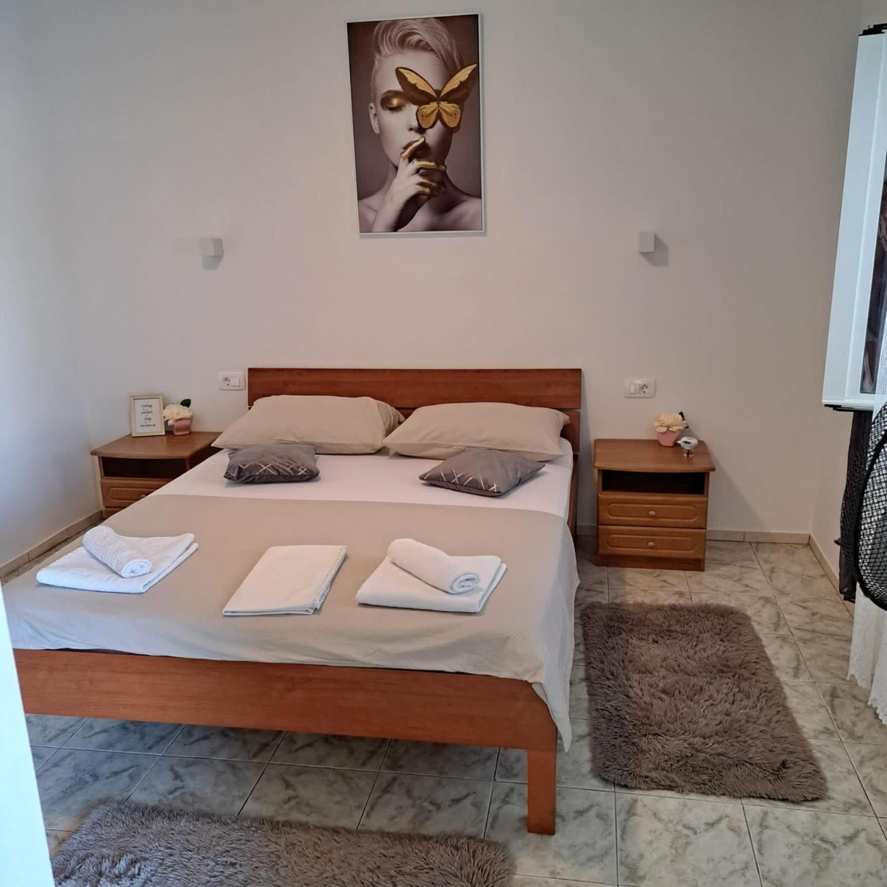 Iva Apartman Sa Bazenom Donji Zemunik 外观 照片